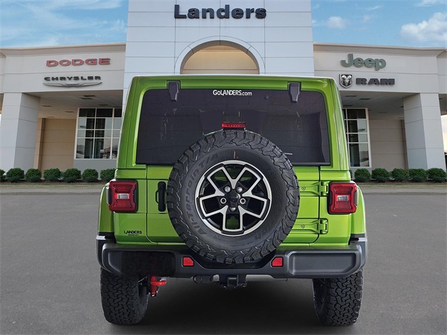 2025 Jeep Wrangler Rubicon photo 4