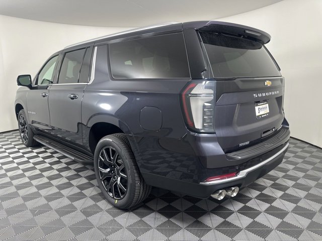 2026 Chevrolet Suburban Premier photo 3