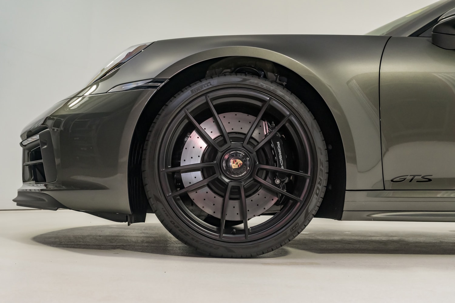 2024 Porsche 911 4 GTS photo 19