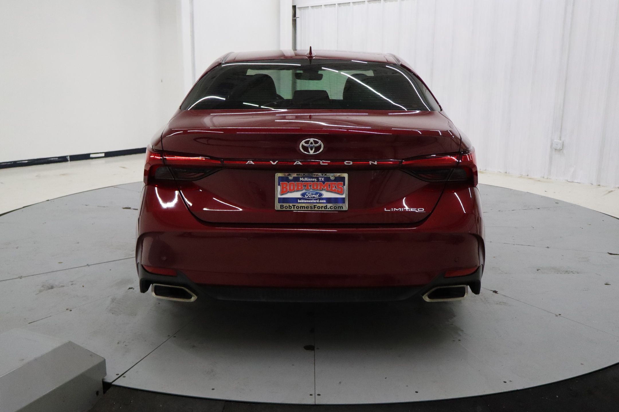 2019 Toyota Avalon Limited photo 4