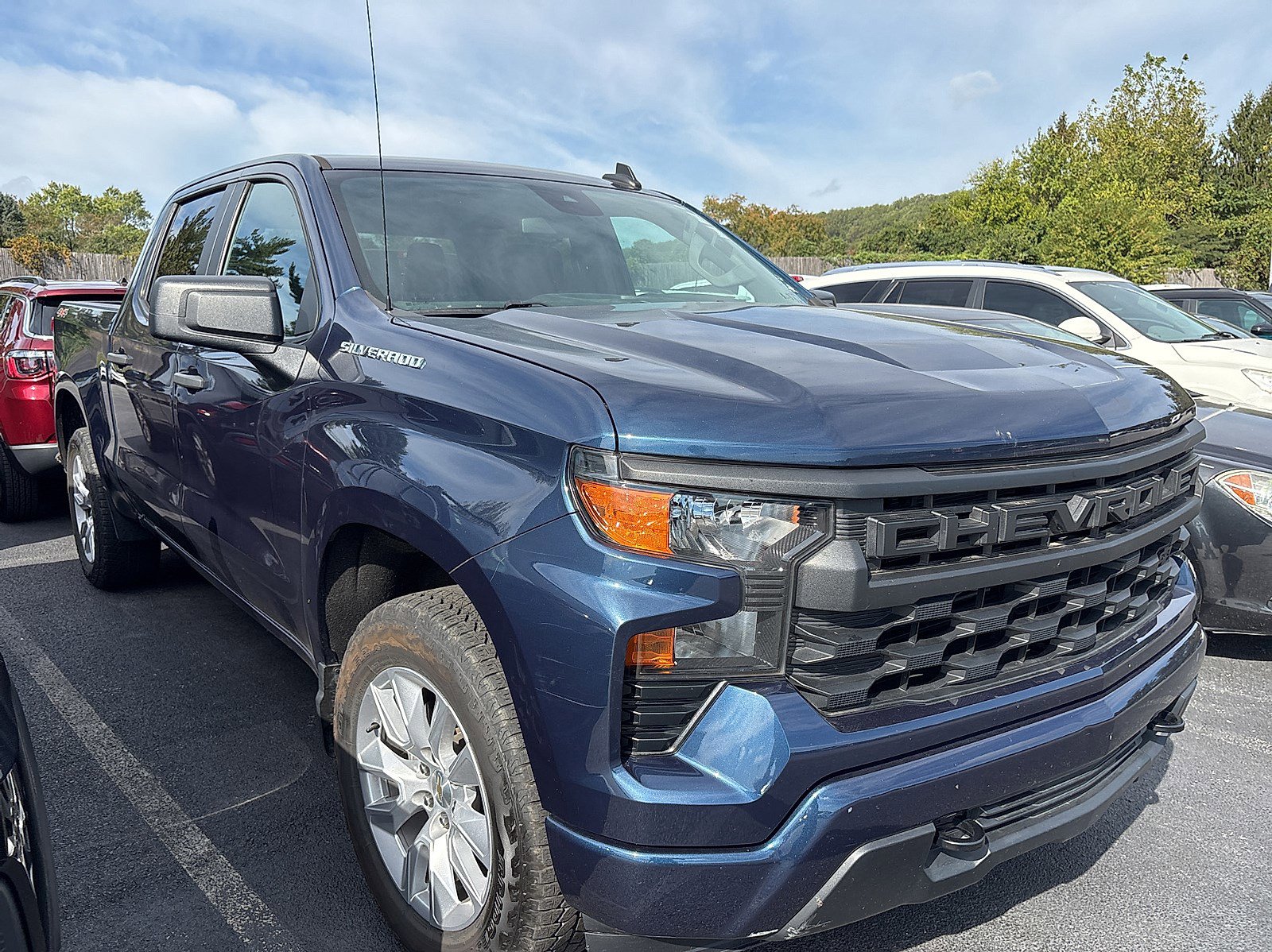 2022 Chevrolet Silverado 1500 Custom photo 3