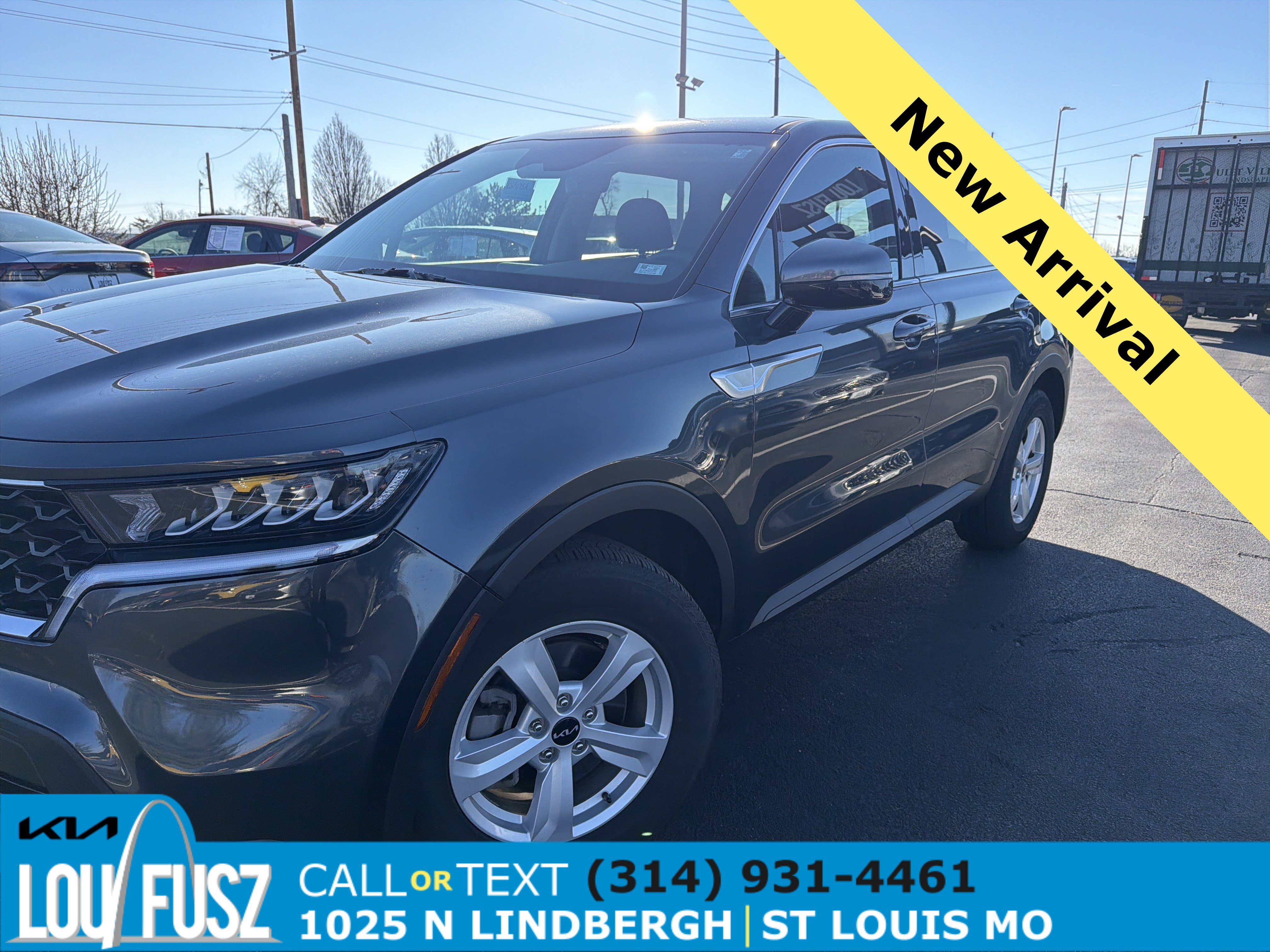 2023 Kia Sorento LX's photo