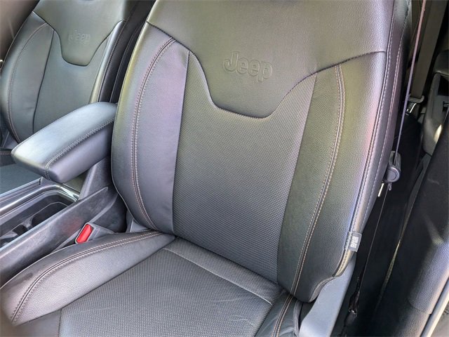 2022 Jeep Compass Latitude Lux photo 11