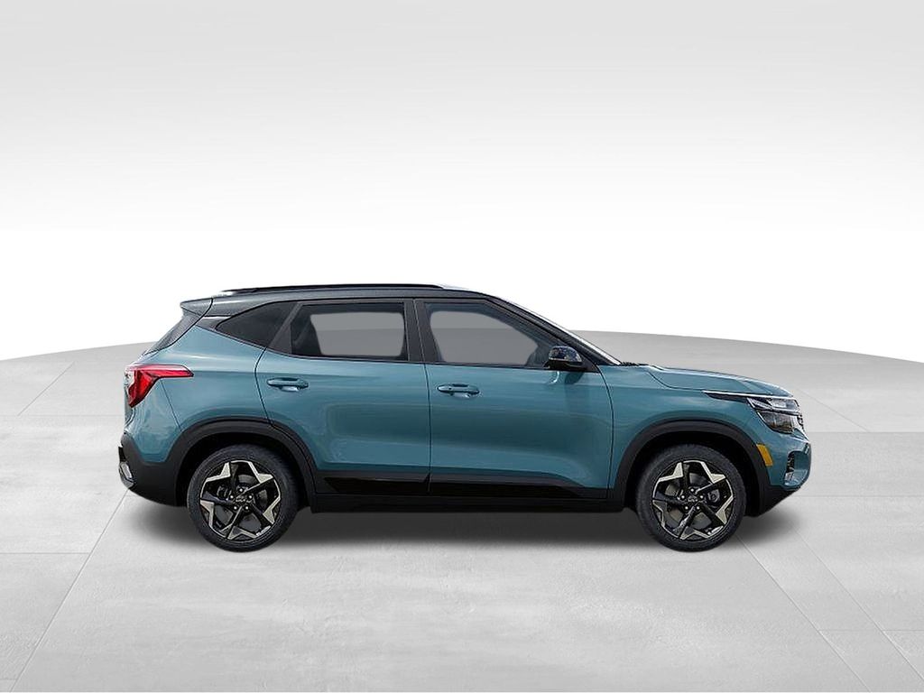 2026 Kia Seltos S photo 6