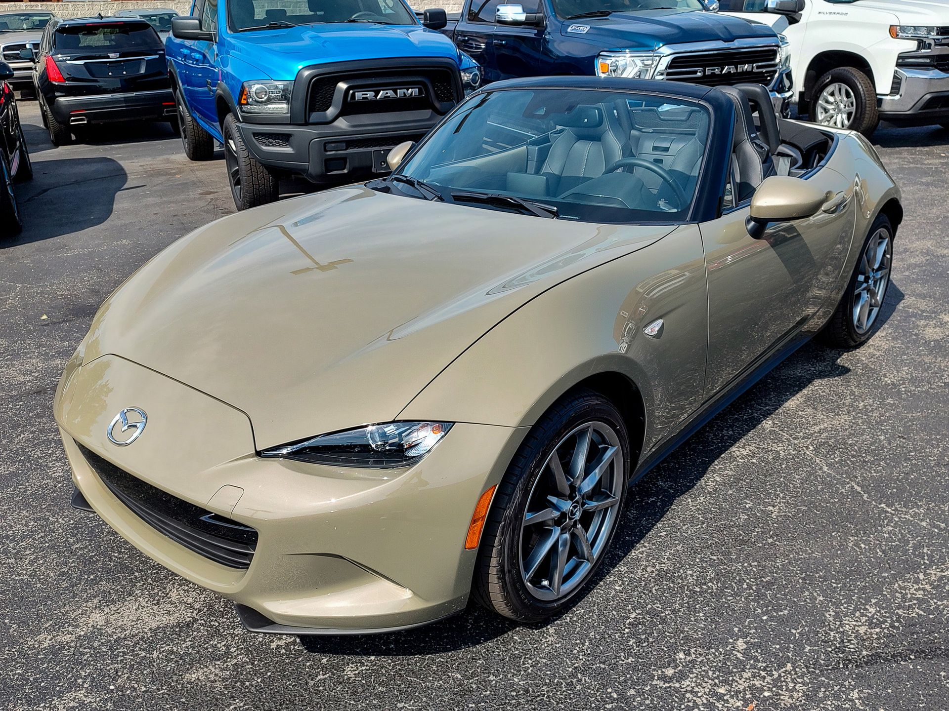2023 Mazda MX-5 Miata Miata Grand Touring photo 7