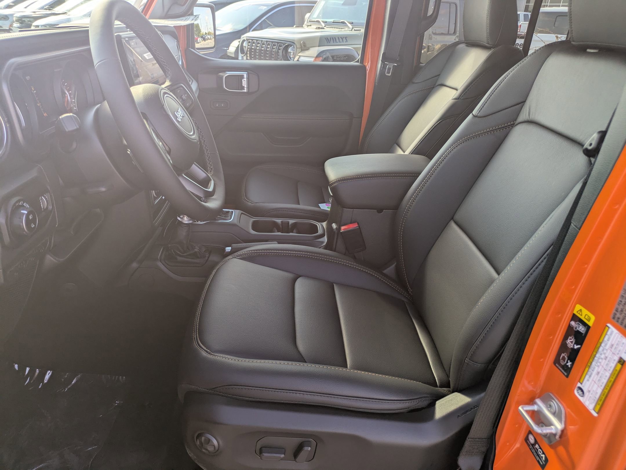 2025 Jeep Gladiator Sport photo 10