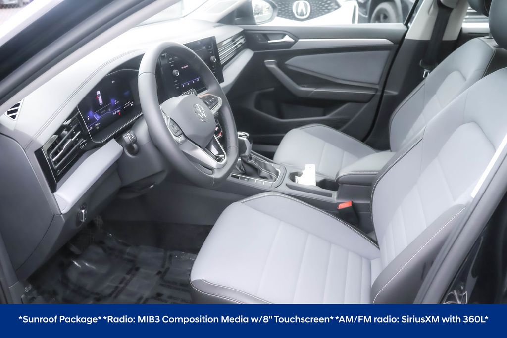 2025 Volkswagen Jetta 1.5T SE photo 3