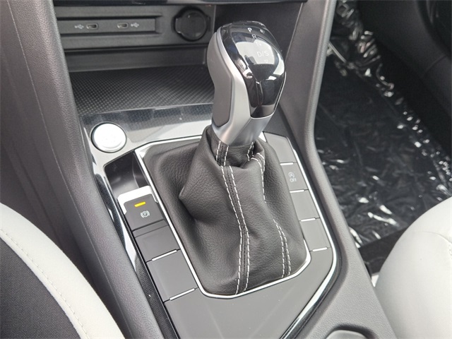 2025 Volkswagen Taos S photo 12