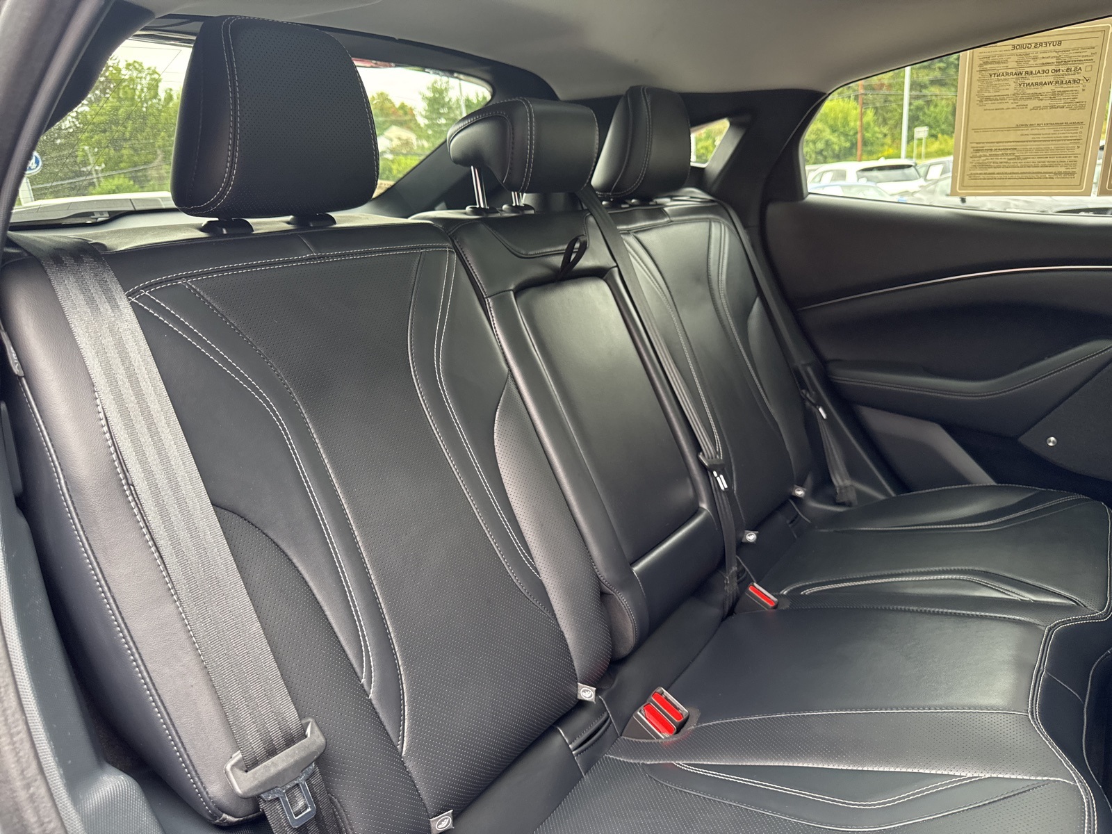 2021 Ford Mustang Mach-E Premium photo 25
