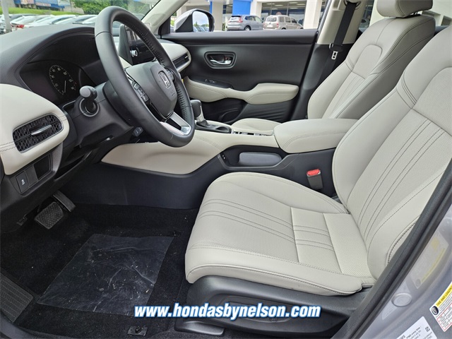 2026 Honda HR-V EX-L photo 4