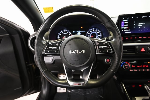 2023 Kia Forte GT-Line photo 3