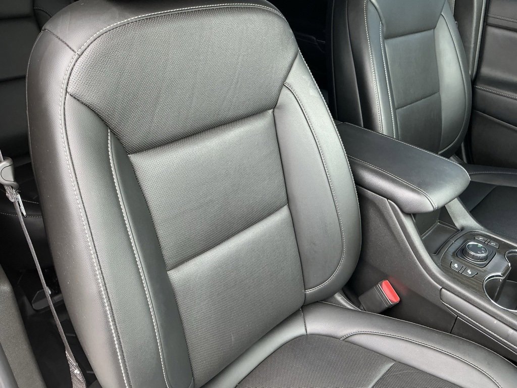 2022 Gmc Acadia SLT photo 25
