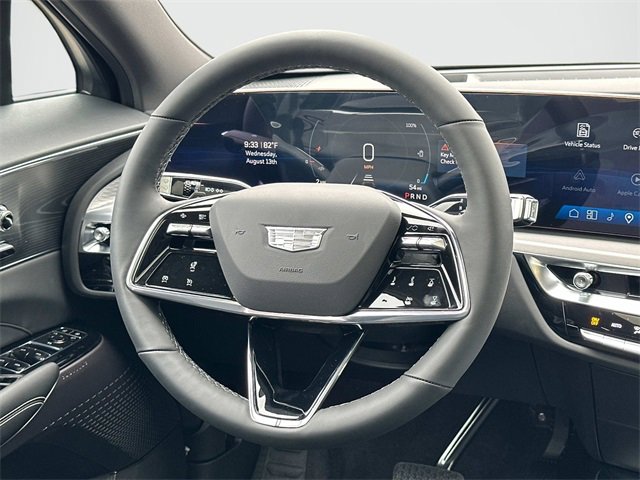 2025 Cadillac Lyriq Luxury photo 4