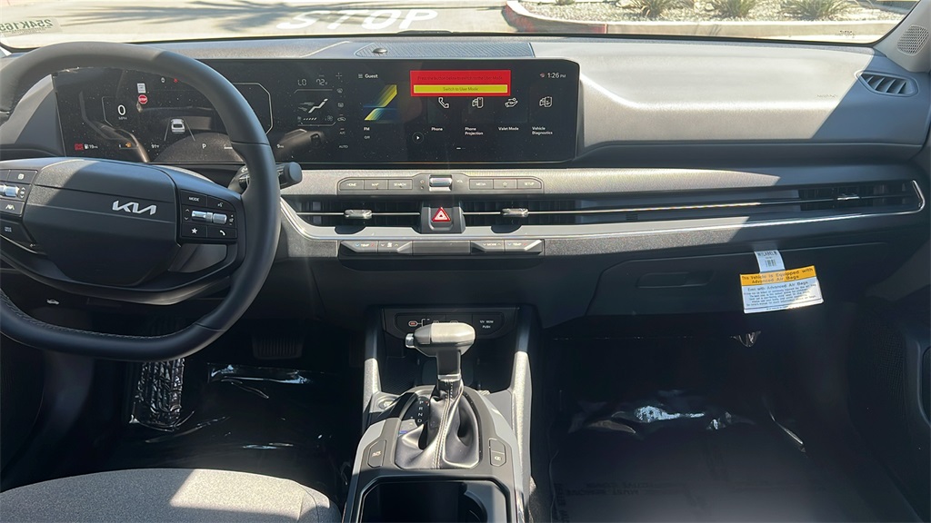 2025 Kia K4 EX photo 12