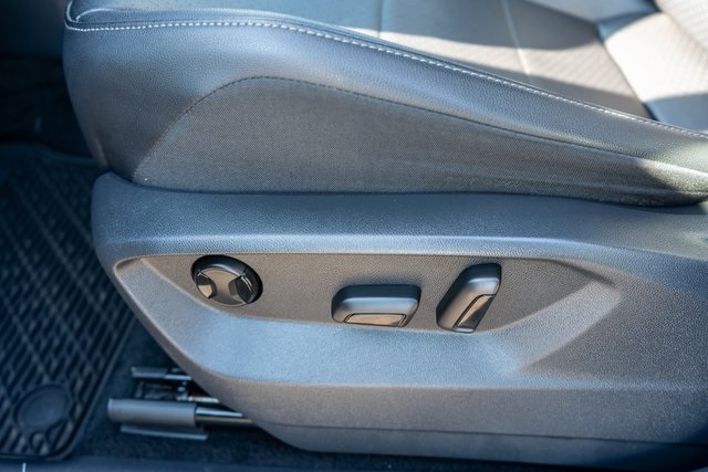2020 Volkswagen Tiguan SEL photo 11