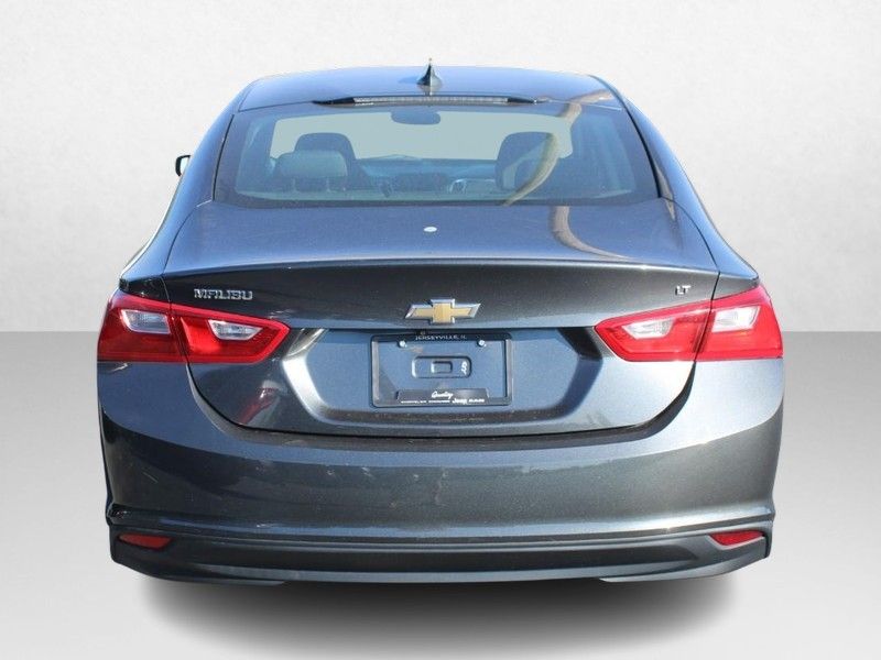 2016 Chevrolet Malibu 1LT photo 4