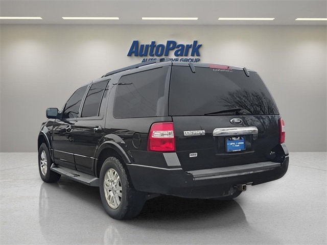 2013 Ford Expedition XLT King Ranch photo 2