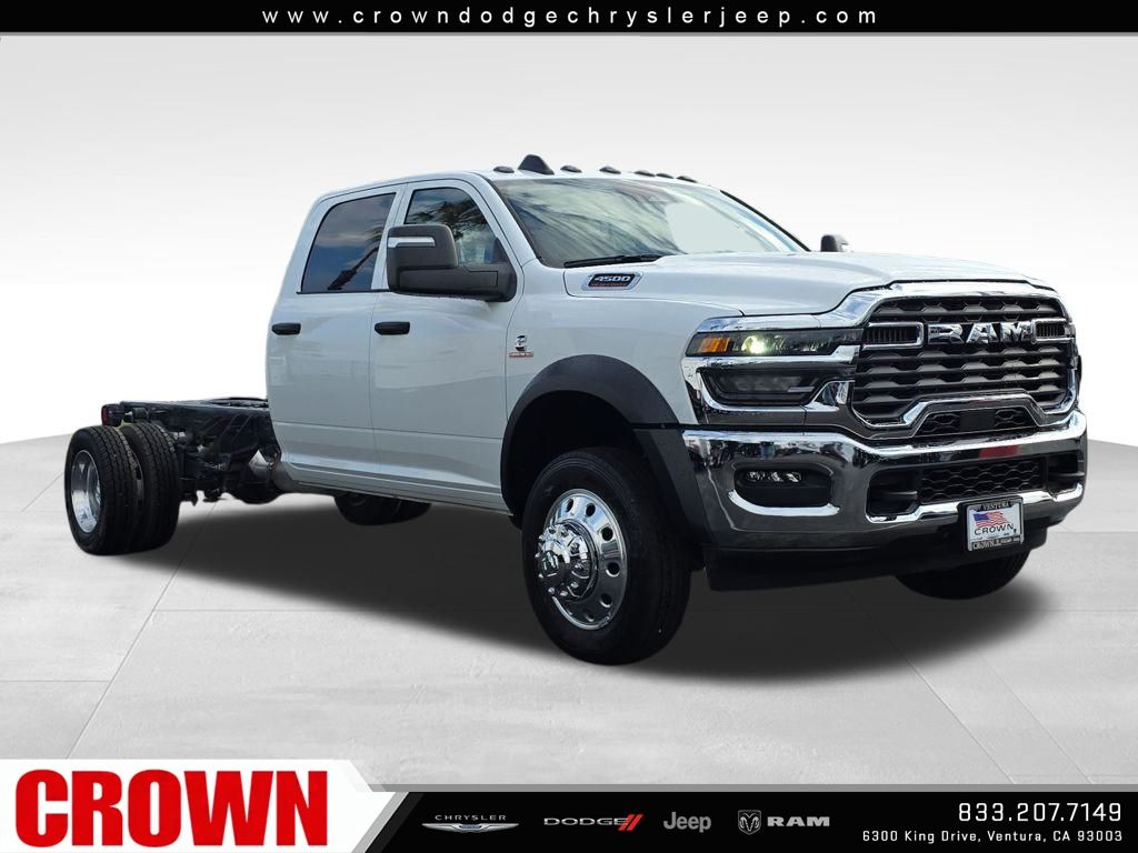 2026 Ram 4500 Tradesman photo 3
