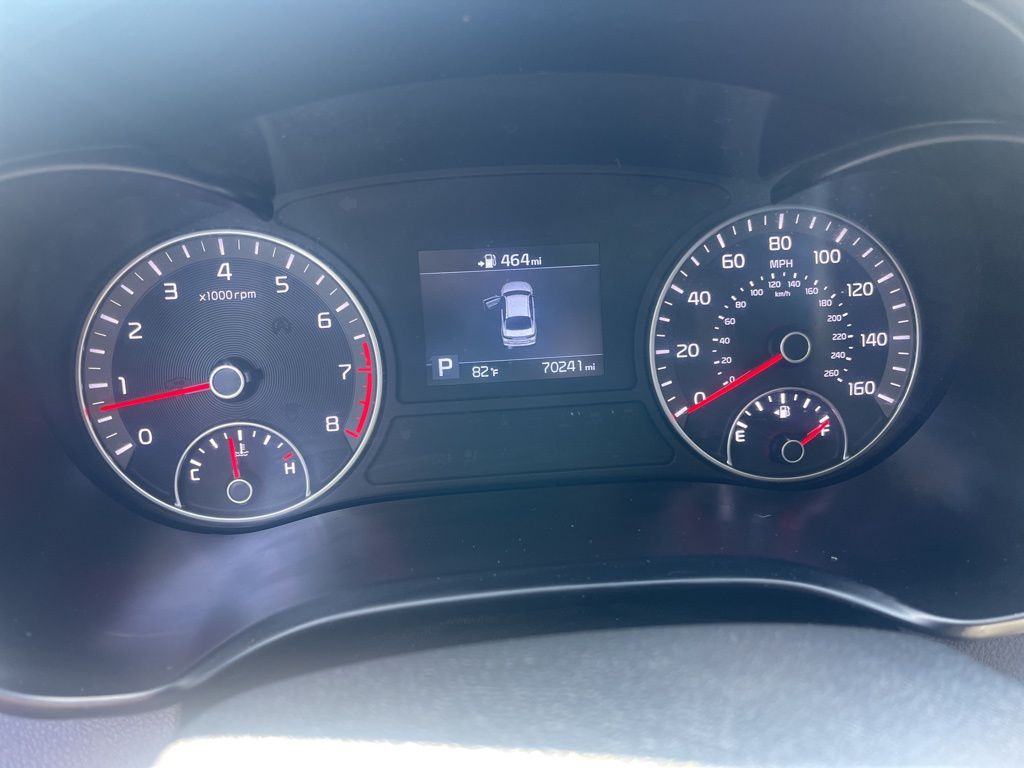 2019 Kia Optima S photo 2