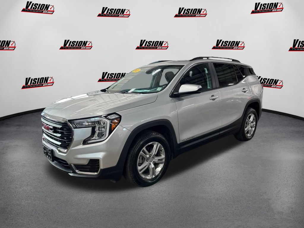 2022 GMC Terrain SLE's photo