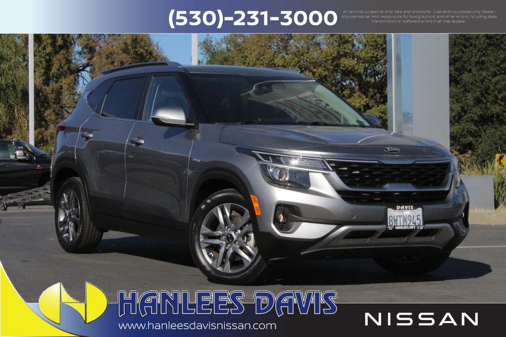 2021 Kia Seltos S's photo