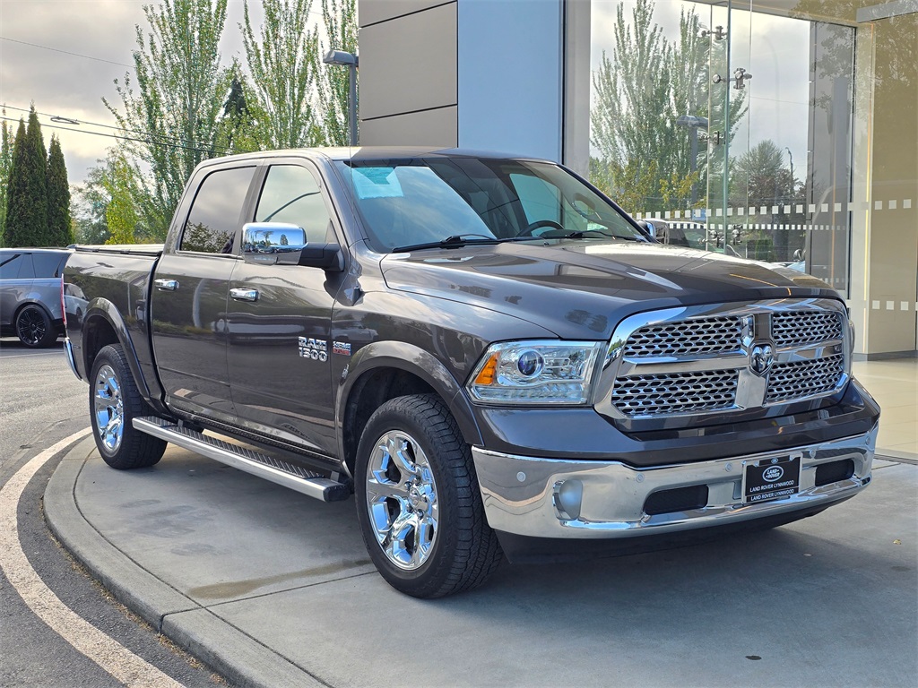 2015 Ram 1500 Laramie photo 8