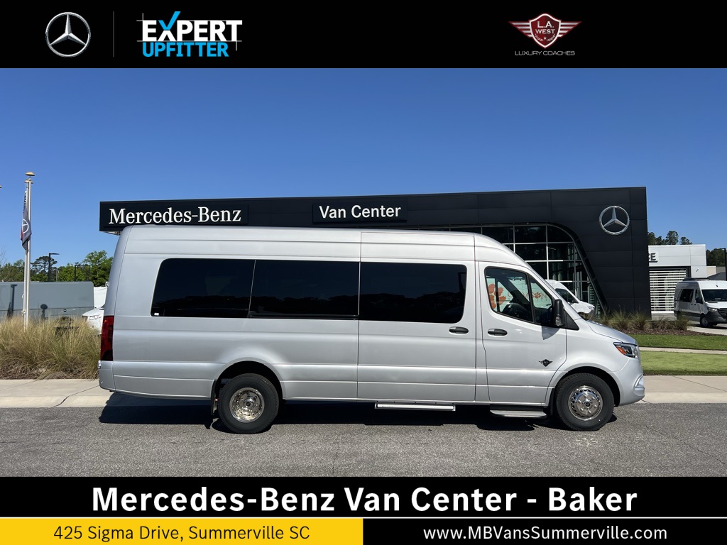 2023 Mercedes-Benz Sprinter Cargo Van Base's photo