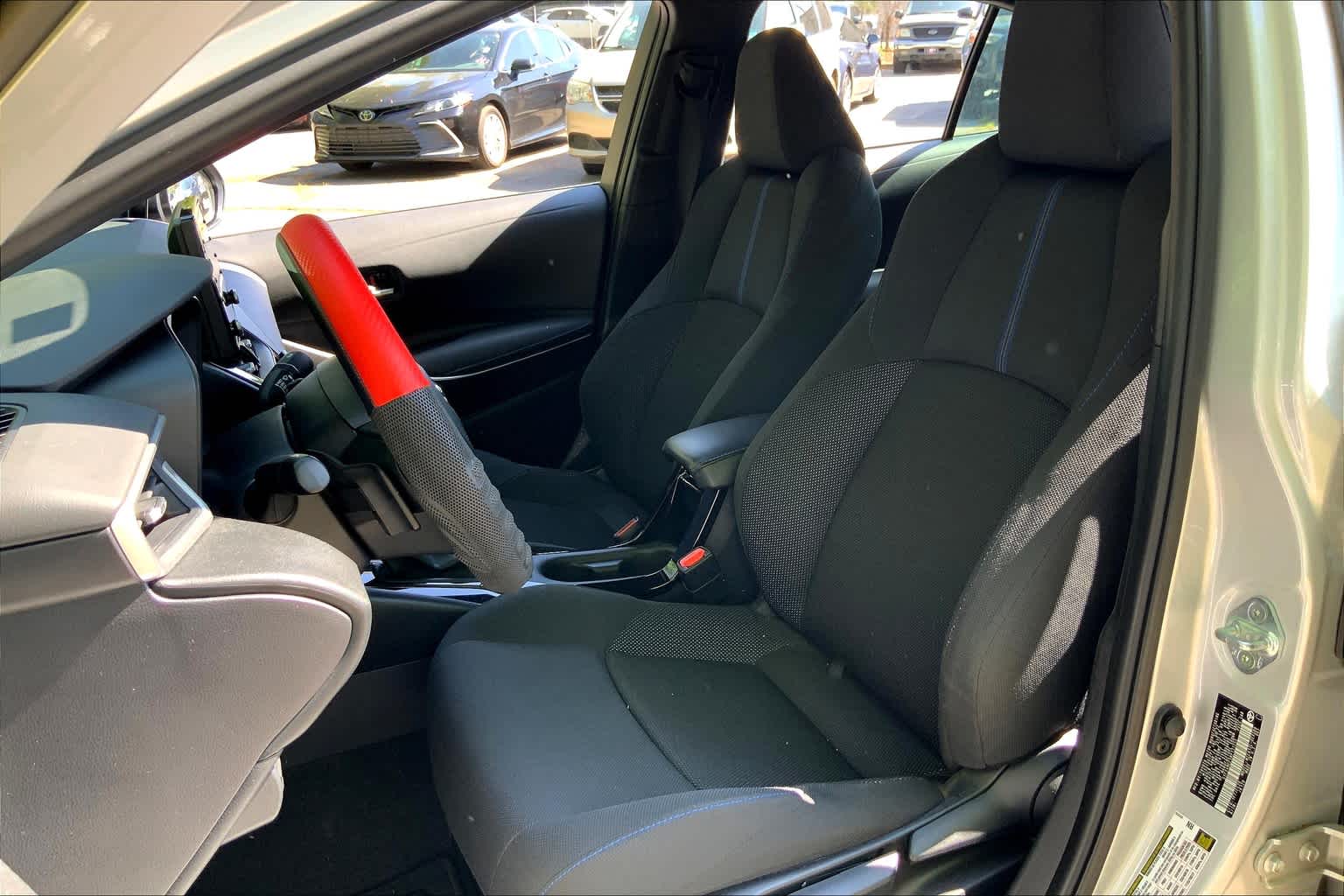Image 6 of GOLD CERTIFIED 2022 Toyota Corolla SE FWD