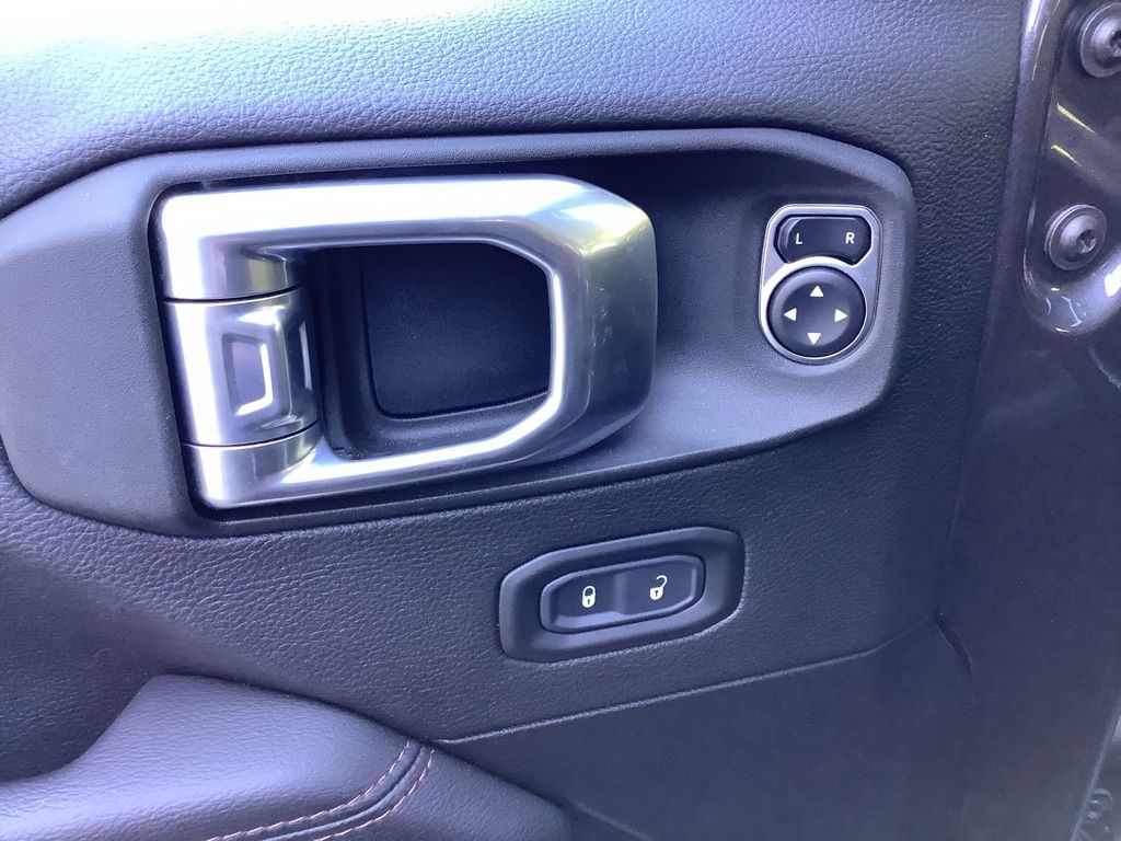 2021 Jeep Wrangler Unlimited Rubicon 392 photo 24