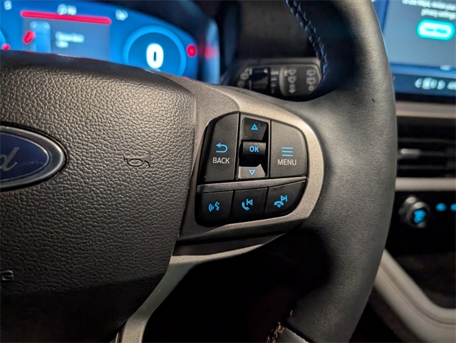 2025 Ford Explorer photo 20