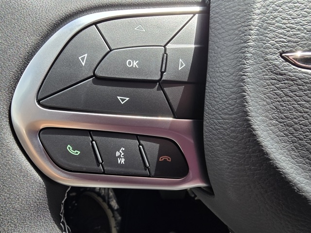 2026 Chrysler Pacifica photo 9
