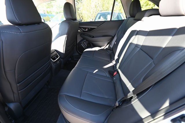 2025 Subaru Outback Limited photo 2