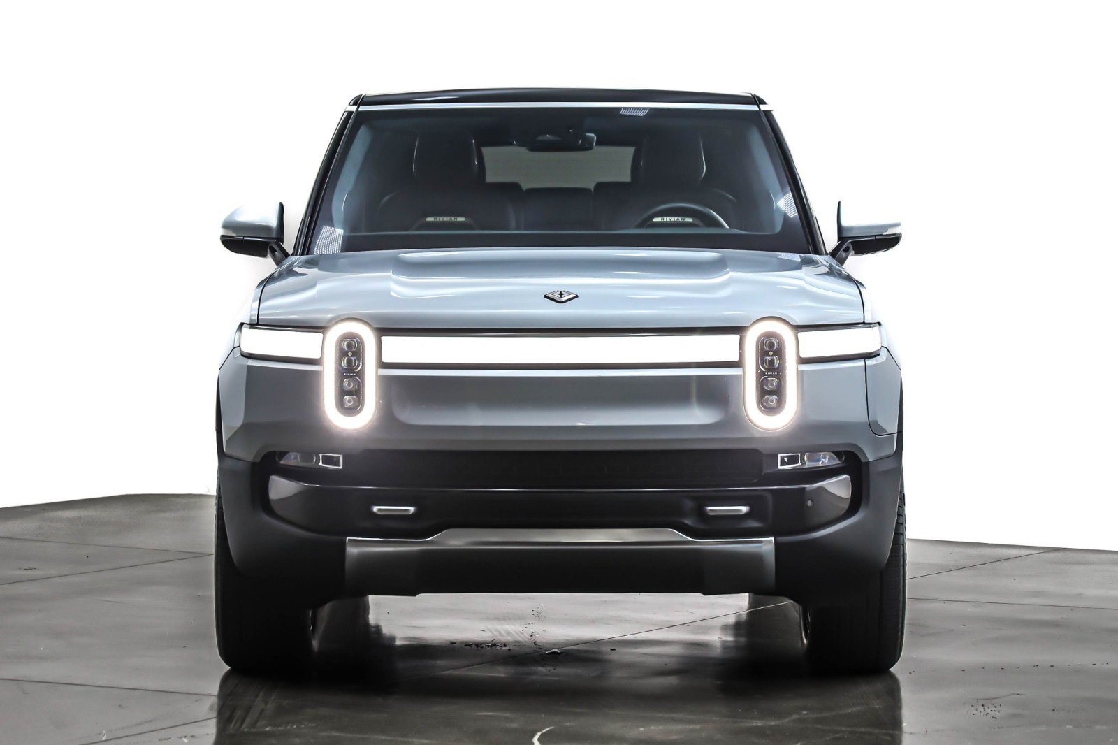 Used 2023 Rivian R1S Adventure with VIN 7PDSGABL5PN022406 for sale in Newport Beach, CA