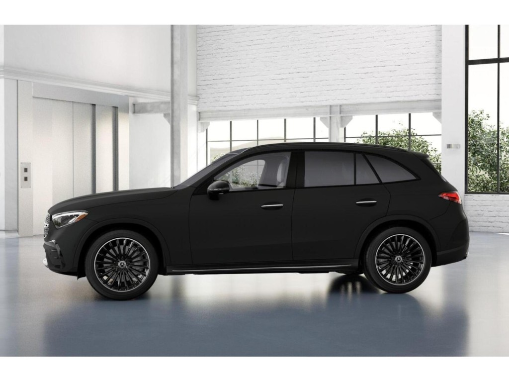 2026 Mercedes Benz GLC 300 photo 33