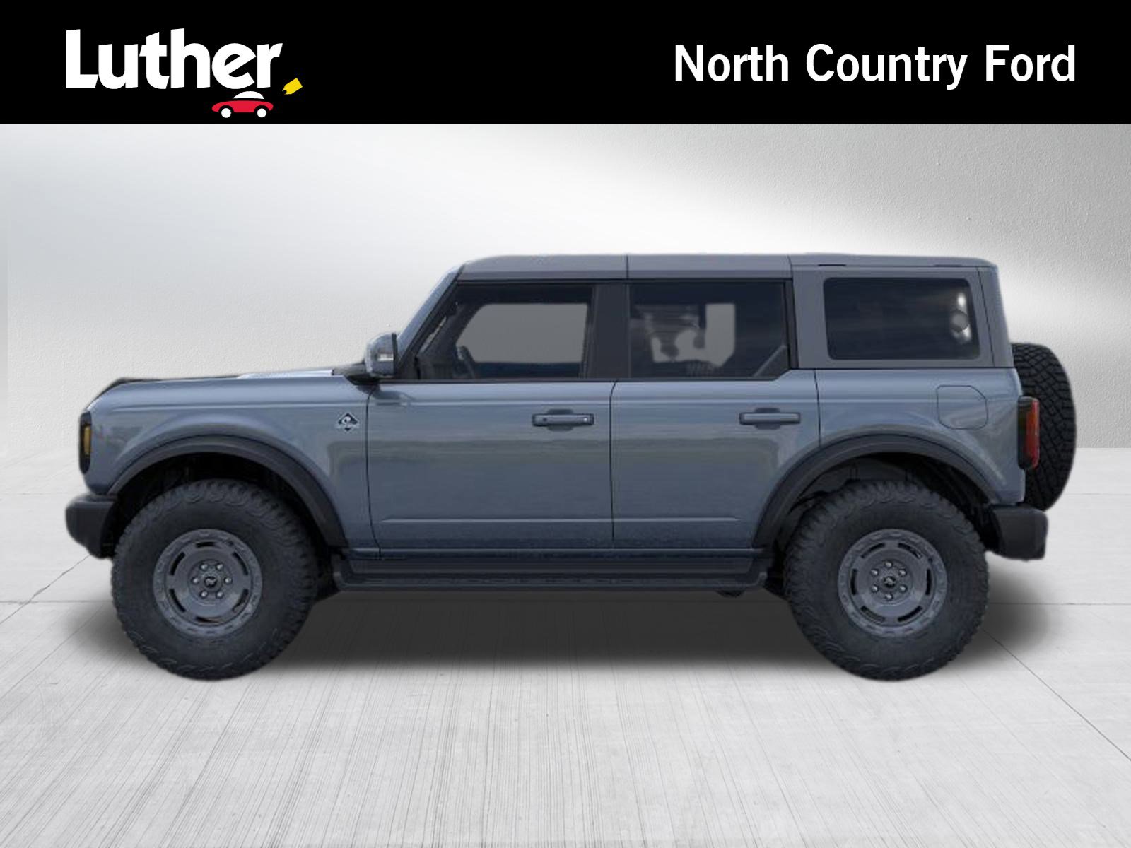 2025 Ford Bronco Outer Banks photo 3