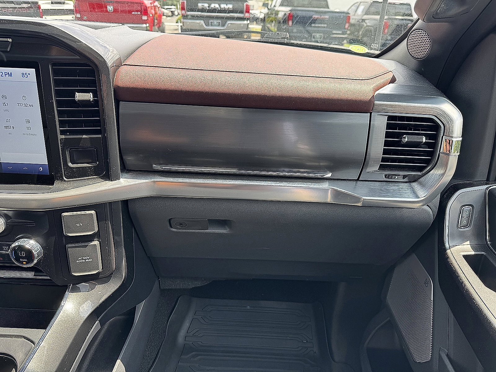 2021 Ford F-150 Lariat photo 16