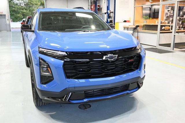 2026 Chevrolet Equinox RS photo 3
