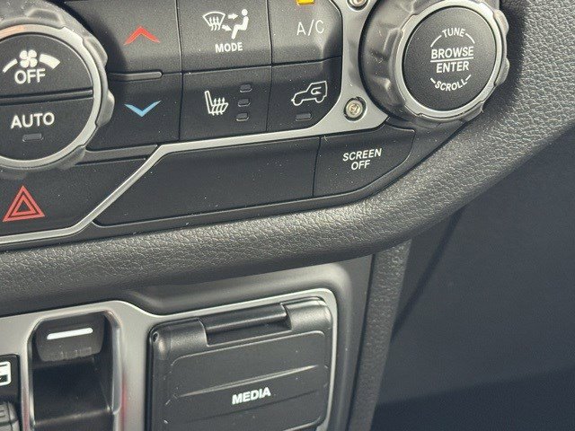 2025 Jeep Wrangler Sport S photo 20