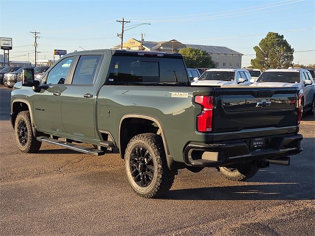 2026 Chevrolet Silverado 2500HD LT photo 3