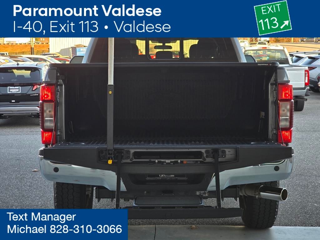 2021 Ford F-250 XLT photo 3