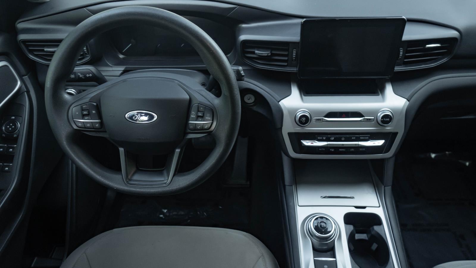 2021 Ford Explorer Base photo 7