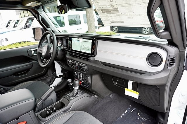 New 2025 Bright White Clear-Coat Exterior Paint Jeep Willys image 14