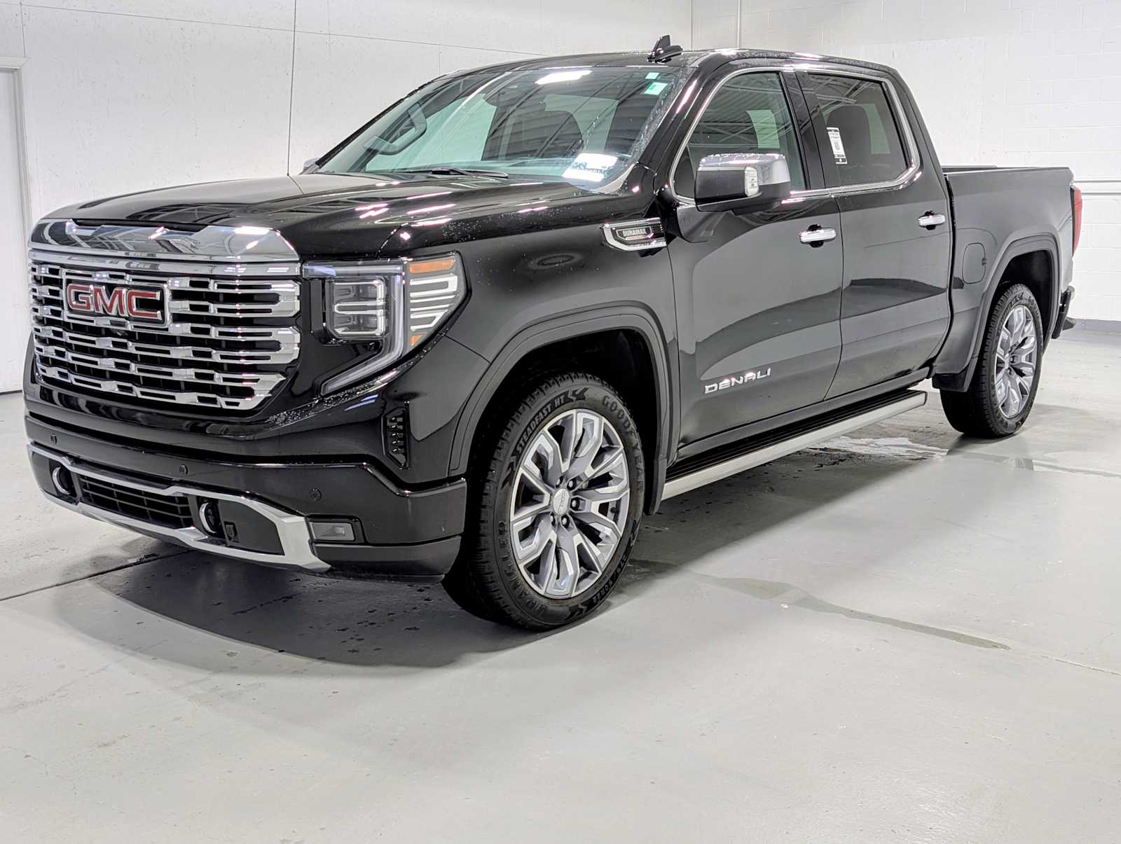2023 GMC Sierra 1500 Denali Denali's photo