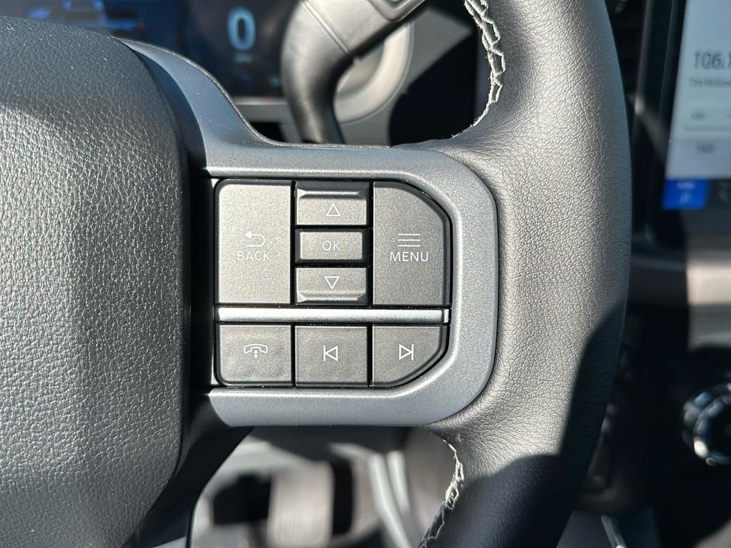 2025 Ford F-150 XLT photo 18