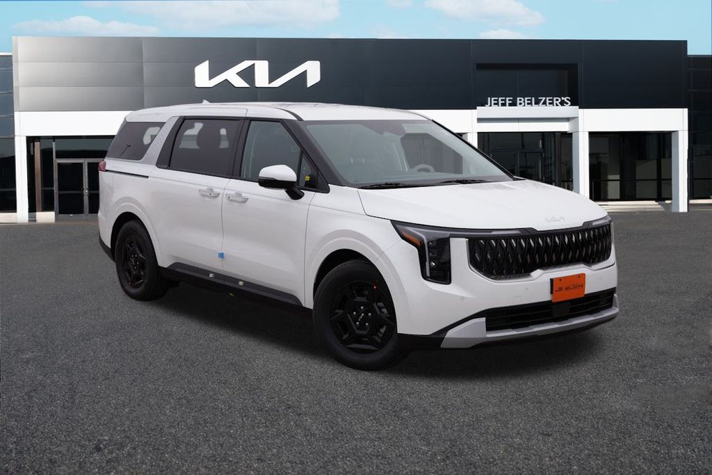 2026 Kia Carnival LXS's photo