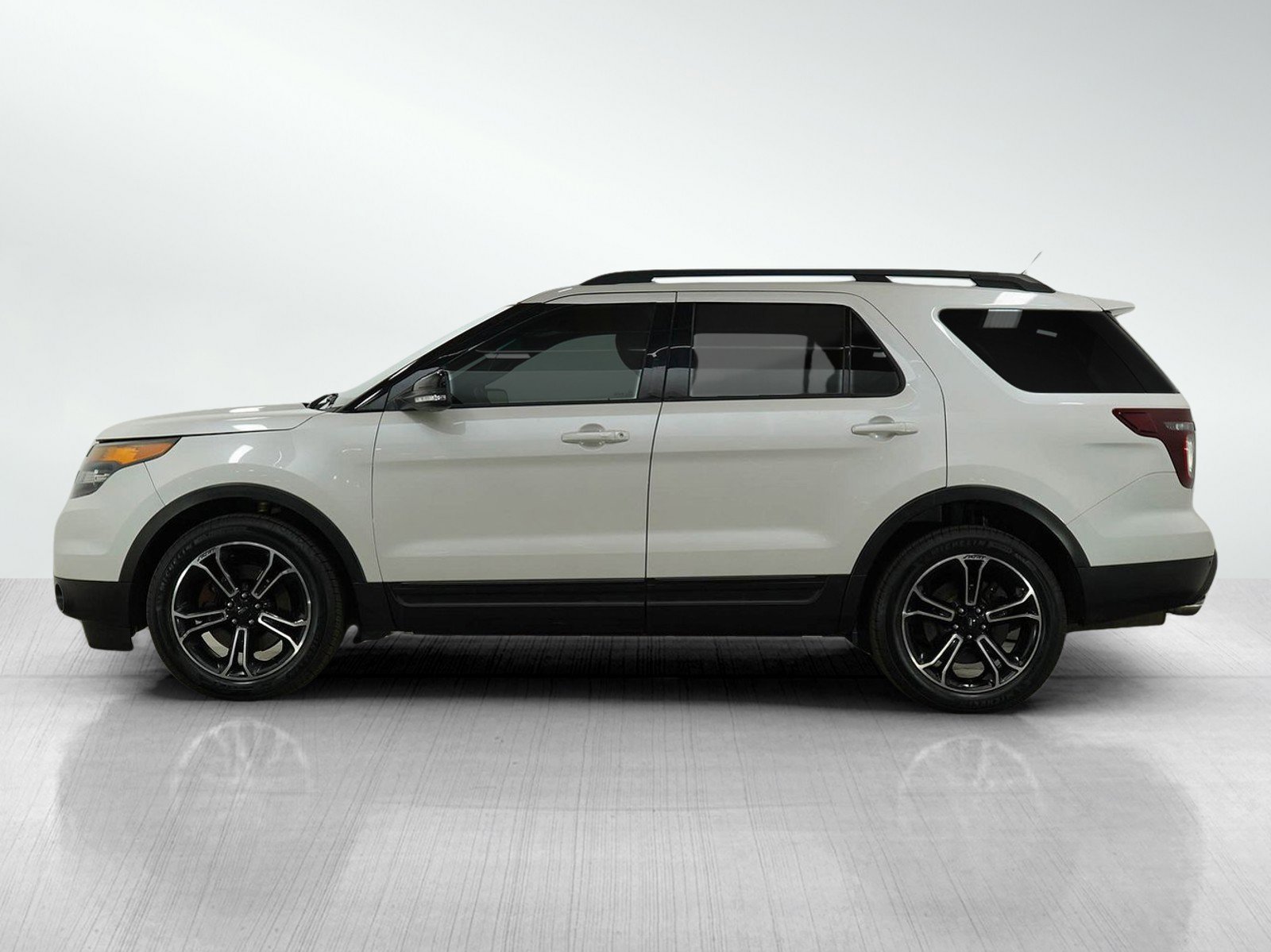 Used 2015 Ford Explorer Sport with VIN 1FM5K8GT5FGA40648 for sale in White Bear Lake, Minnesota
