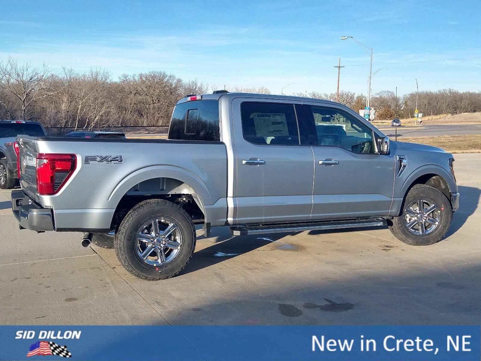 2025 Ford F-150 XLT photo 13