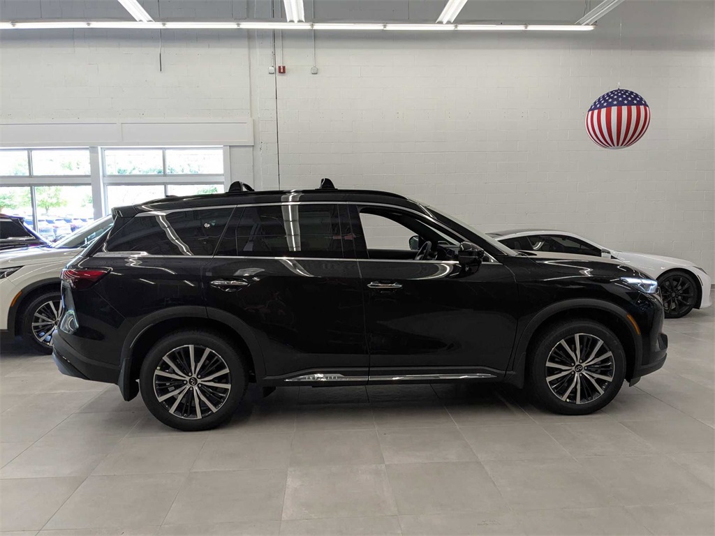 2025 Infiniti QX60 Autograph photo 2