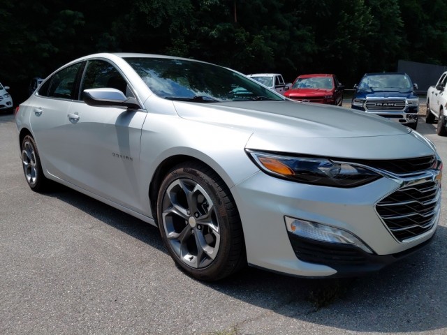 Pre-Owned 2022 Chevrolet Malibu LT