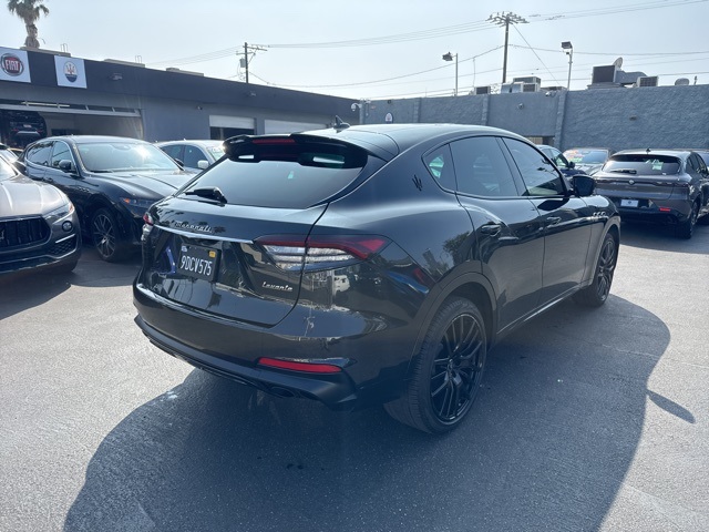 2022 Maserati Levante Modena photo 4